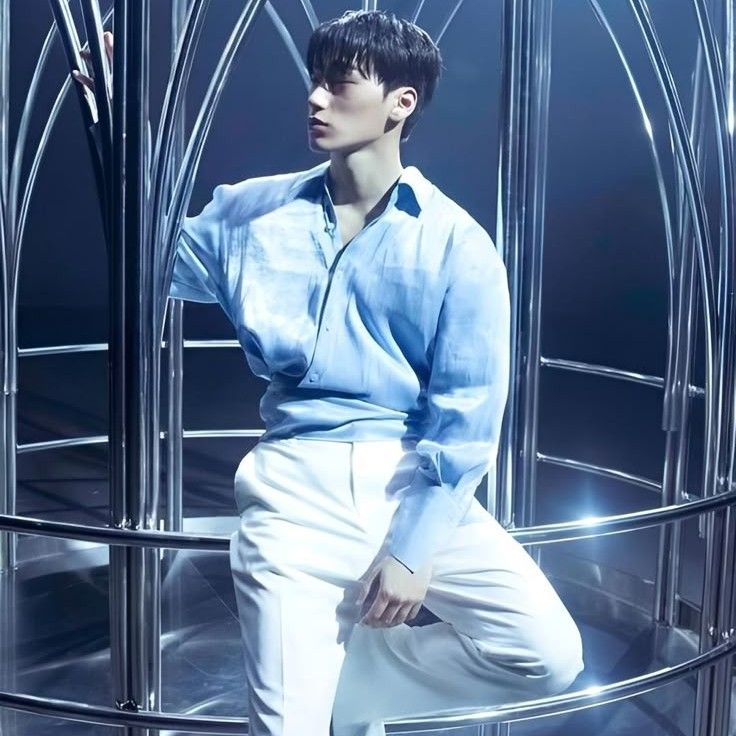 A moment captured by San (ATEEZ)'s fan