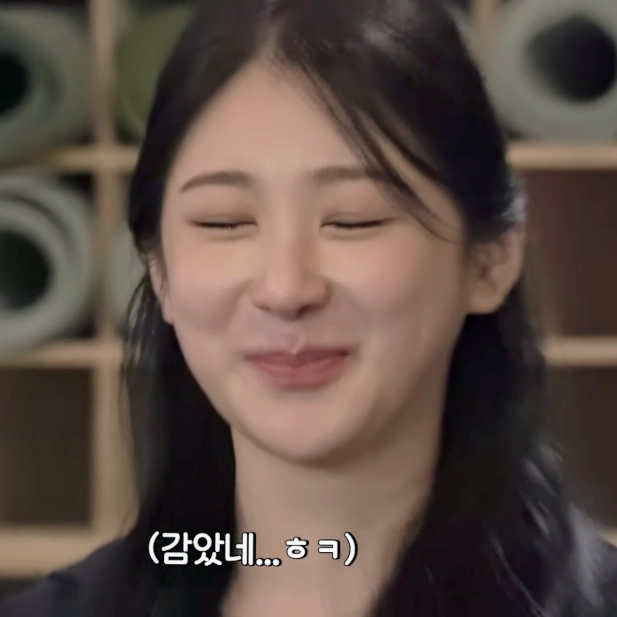 Behind-the-scenes cut of Lee Chaeyeon