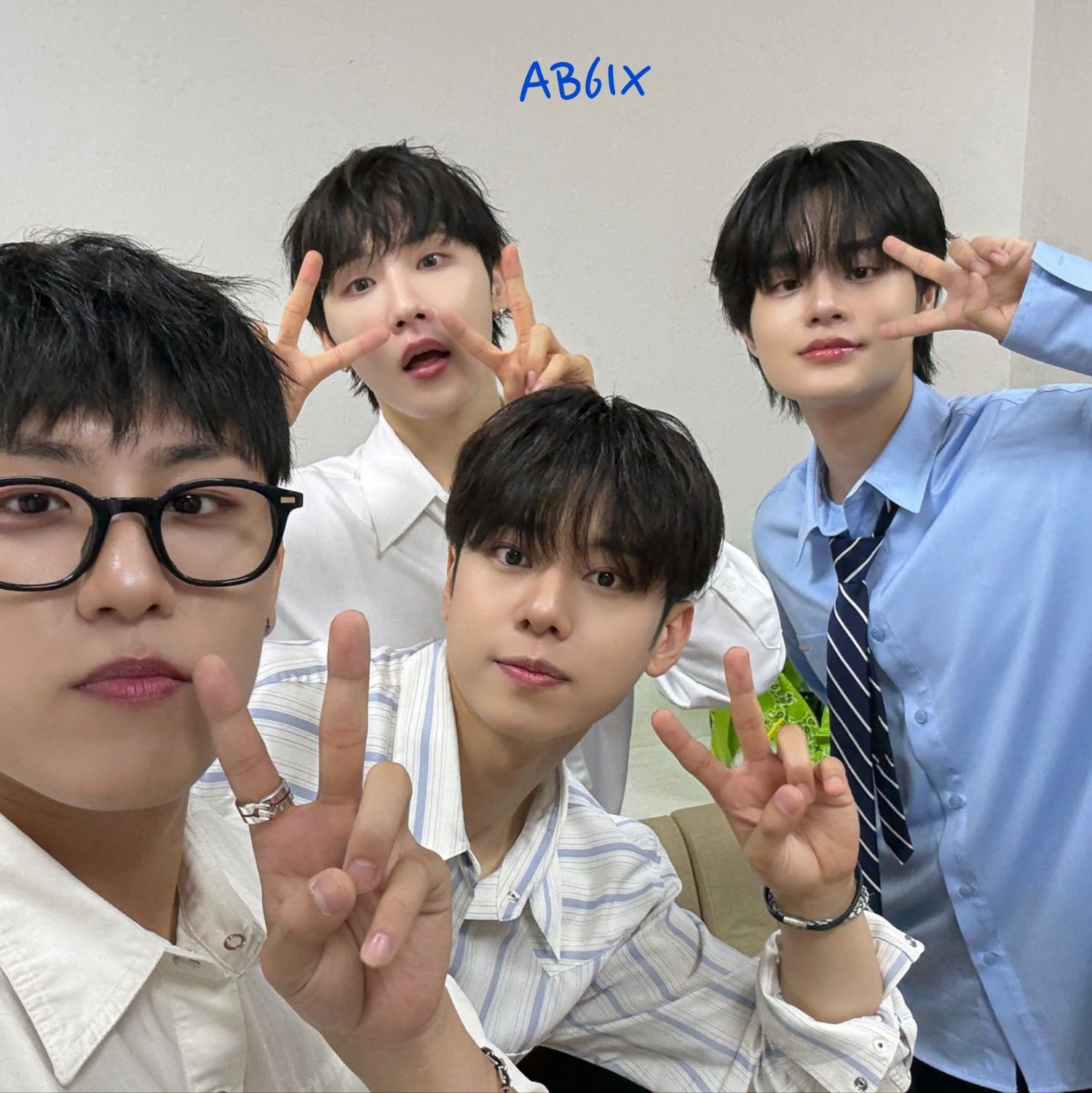 A moment captured by AB6IX's fan