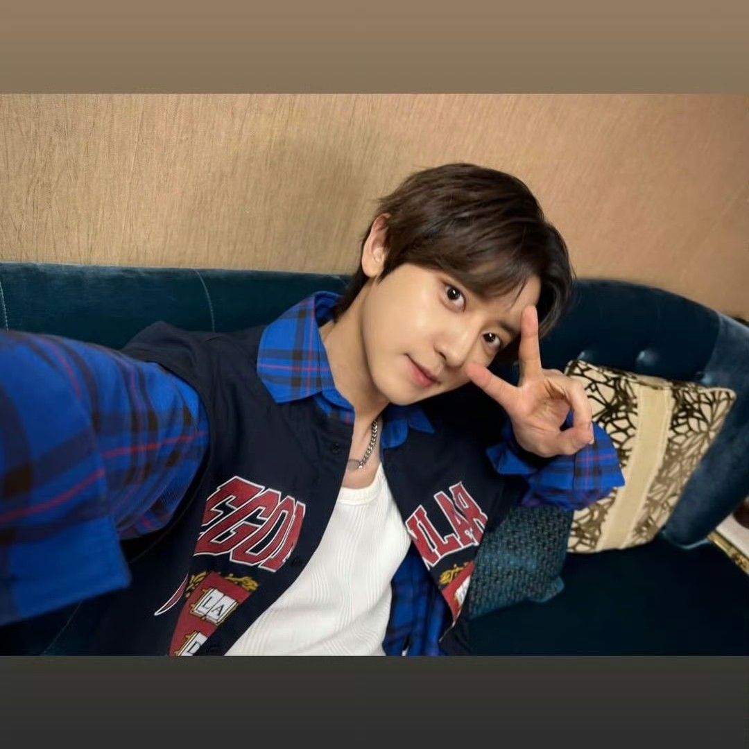 Behind-the-scenes cut of Chanyeol (EXO)
