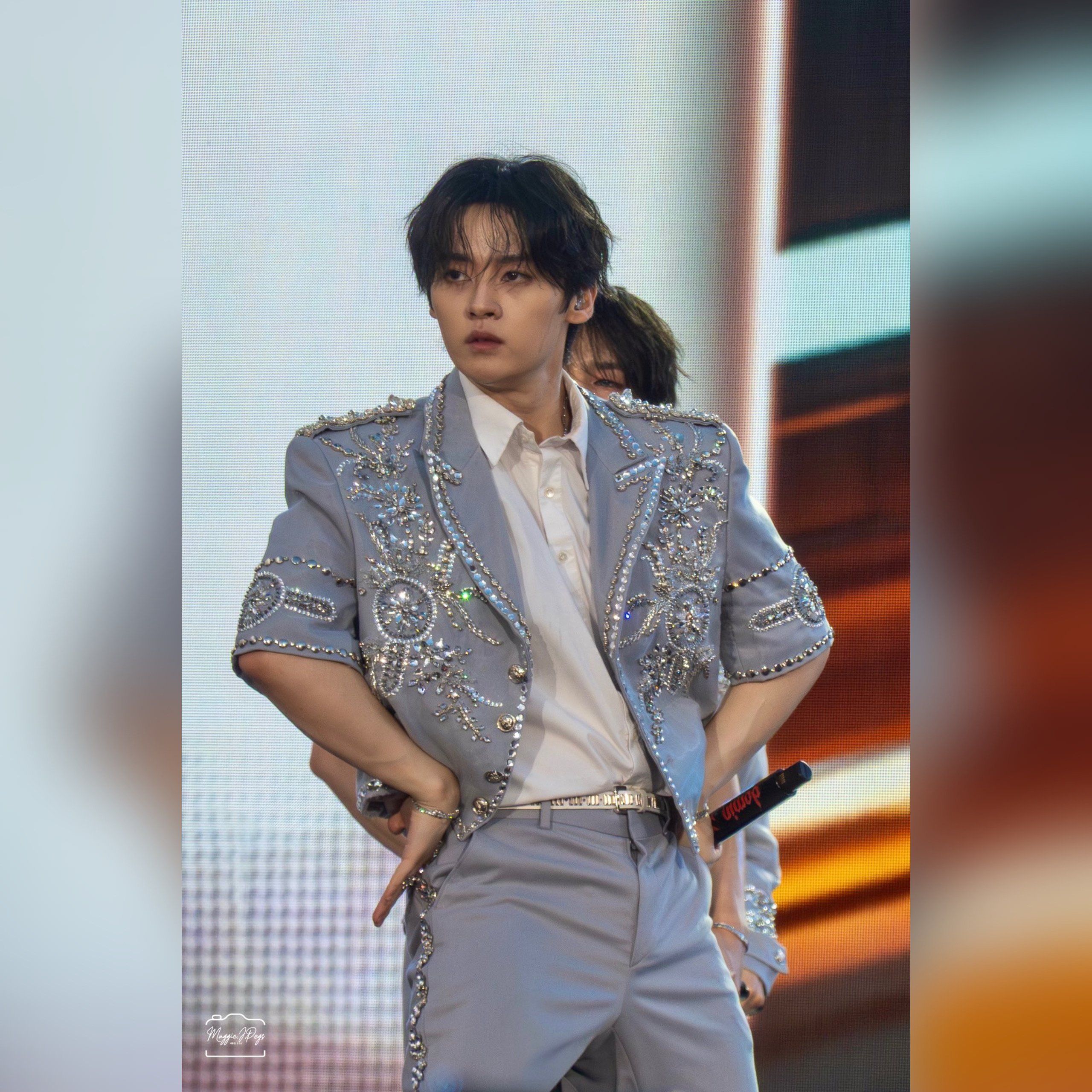 A moment captured by Lee Know (Stray Kids)'s fan