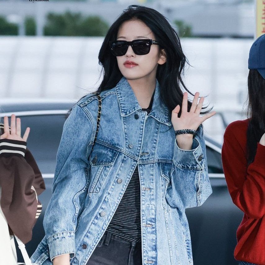 안유진 (IVE)의 비하인드 컷