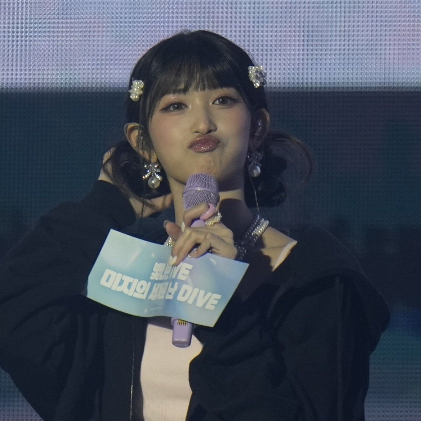 Latest photo of Leeseo (IVE)