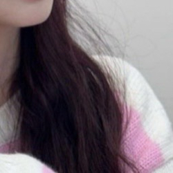 Behind-the-scenes cut of You Jiae (Lovelyz)