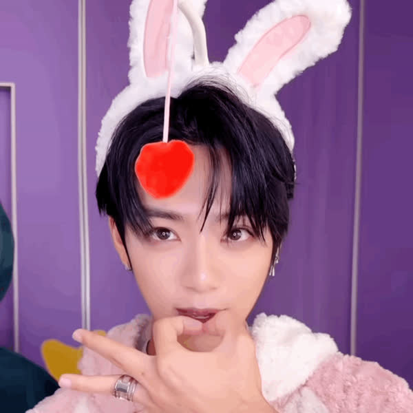 Best moment chosen by Chiwon (SEVENTOEIGHT) fandom