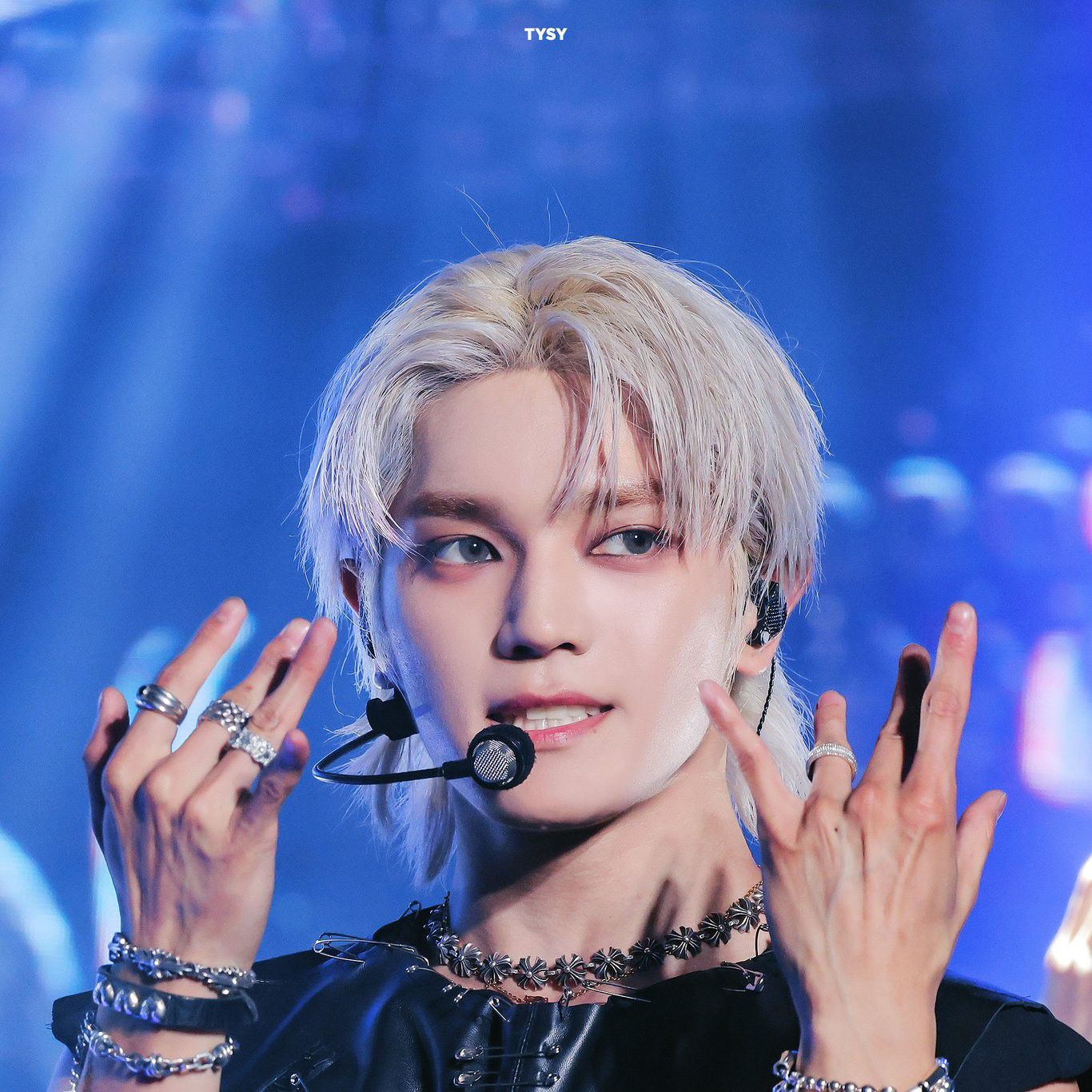 Foto aktivitas terbaru Taeyong (NCT 127)