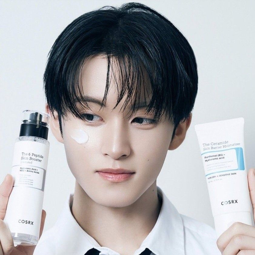 Foto terbaru Mark (NCT 127, NCT DREAM)