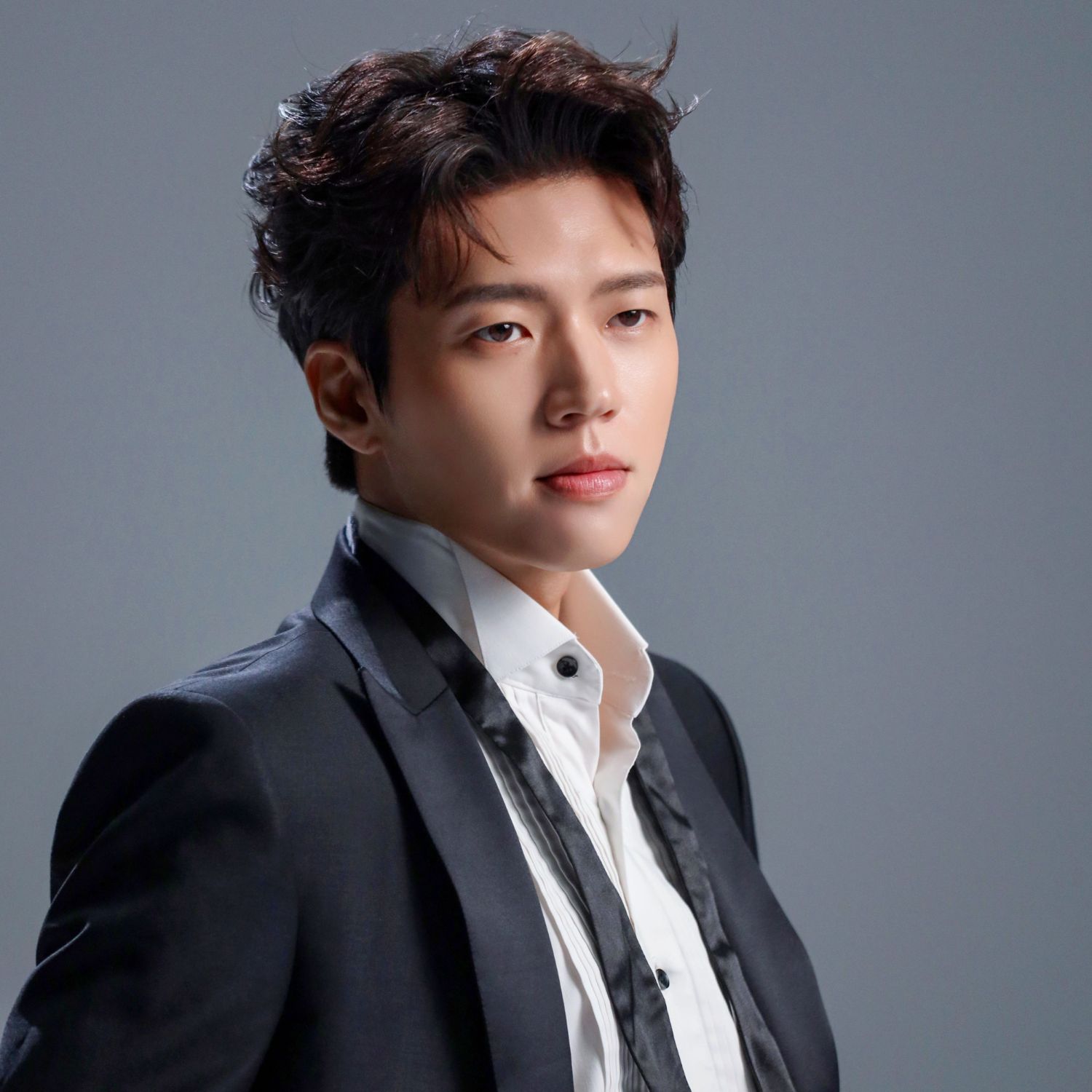 Recent activity shot of Woohyun (INFINITE)