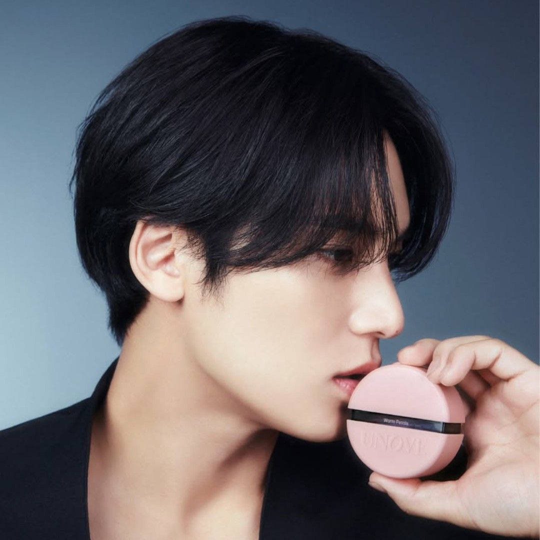 Recent activity shot of Mingyu (SEVENTEEN)