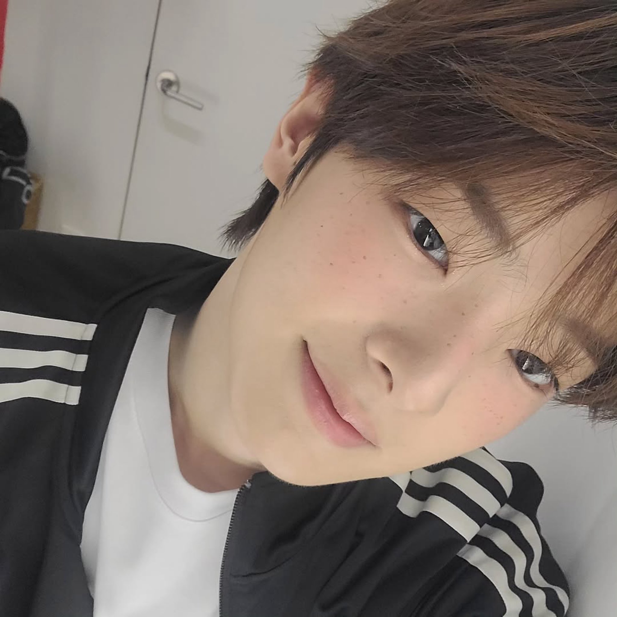 Behind-the-scenes cut of Kang Woojin