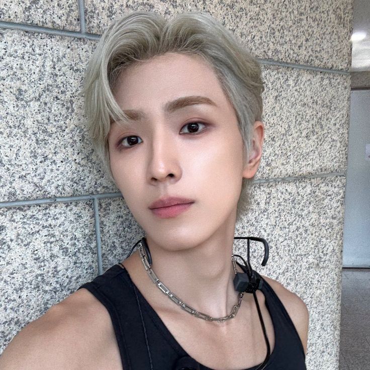 Recent activity shot of Yonghee (CIX)