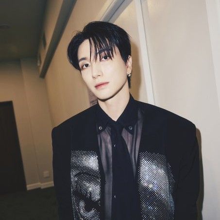 Latest photo of Leeteuk (Super Junior)