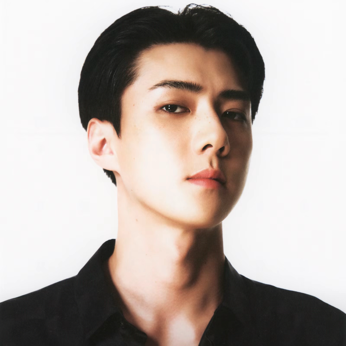 Behind-the-scenes cut of Sehun (EXO)