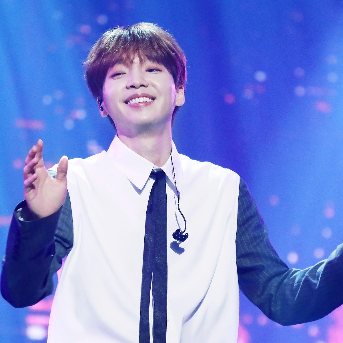 Recent activity shot of Jeong Sewoon