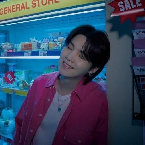 Behind-the-scenes cut of SUGA (BTS)