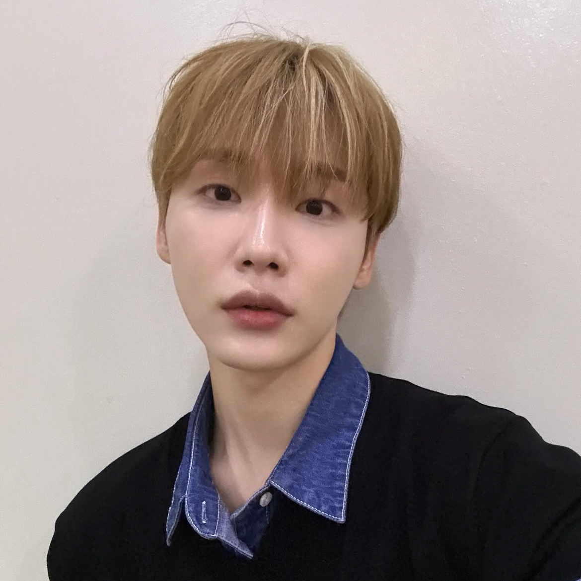 A moment captured by Jeon Woong (AB6IX)'s fan