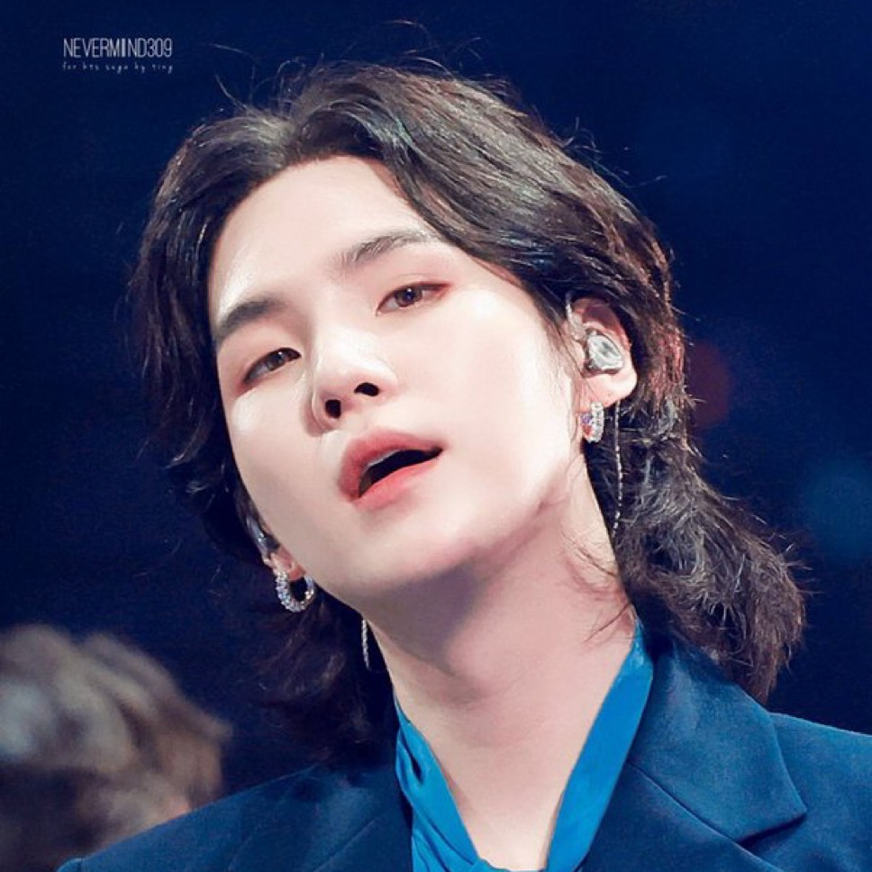 SUGA (防弹少年团)粉丝拍下的瞬间