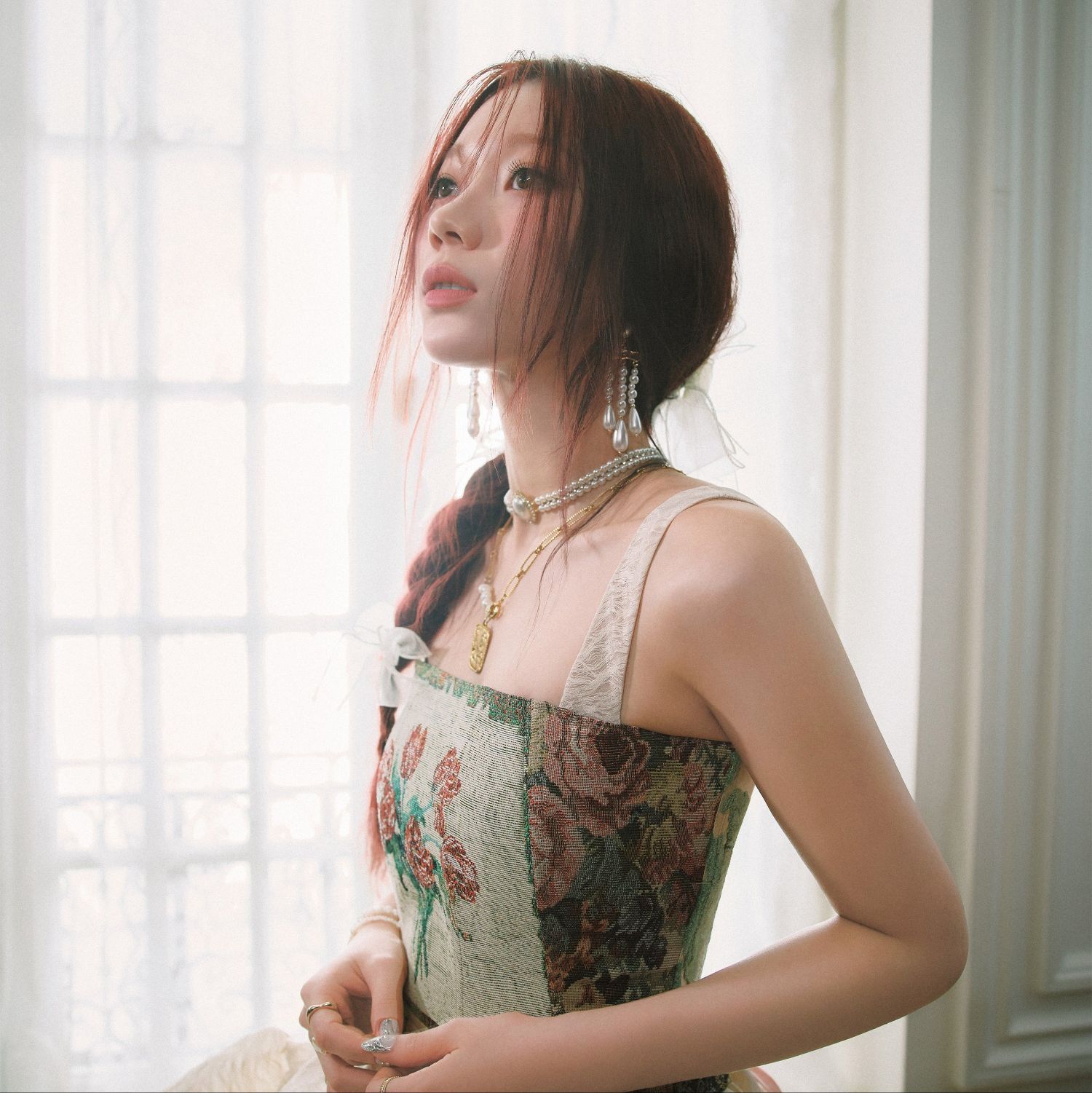 Behind-the-scenes cut of Sakaguchi Rino (IS:SUE)