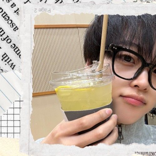 Recent activity shot of Hyeongjun (CRAVITY)