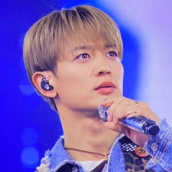 Latest photo of Minho (SHINee)