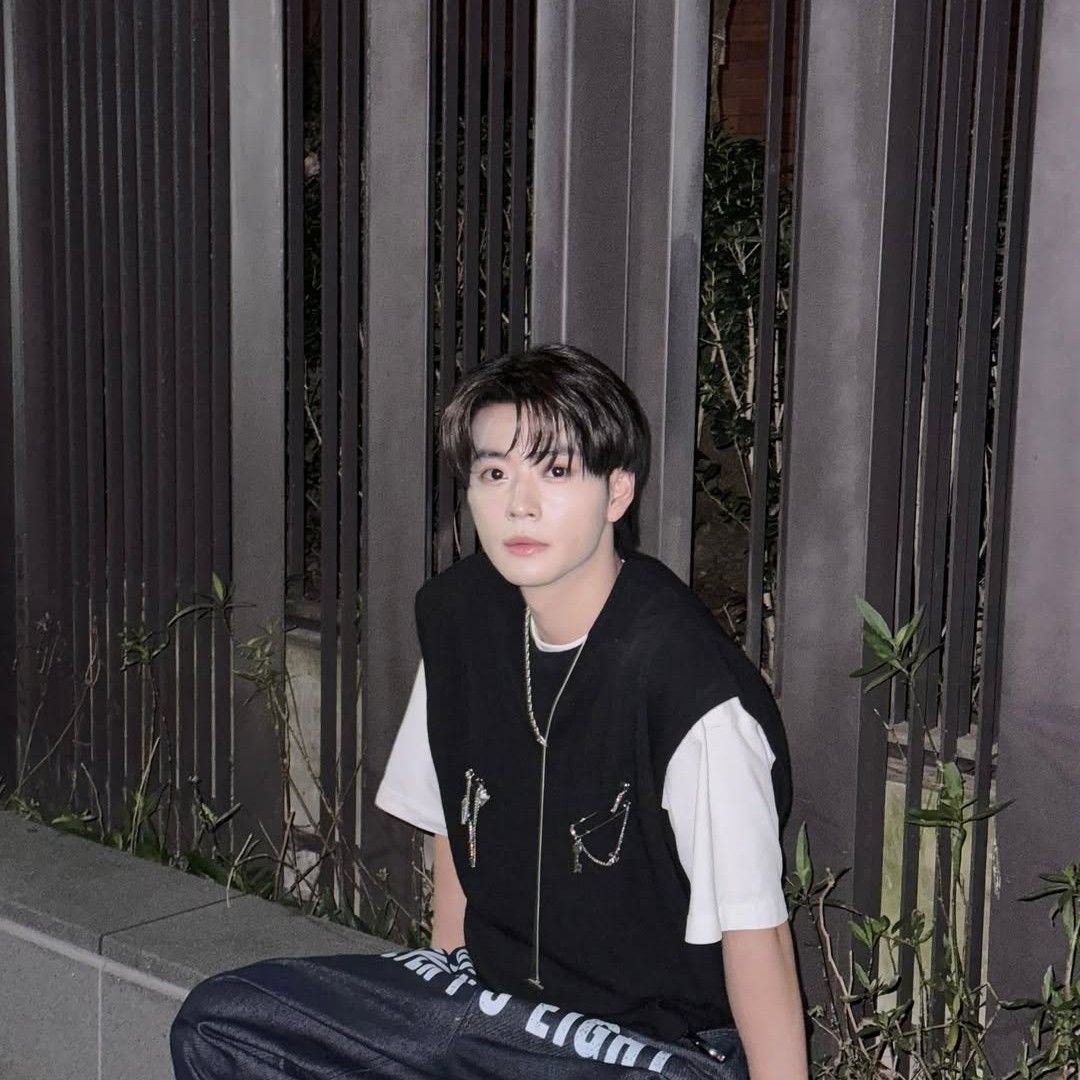 Behind-the-scenes cut of Xue Jun (SEVEN TO EIGHT)