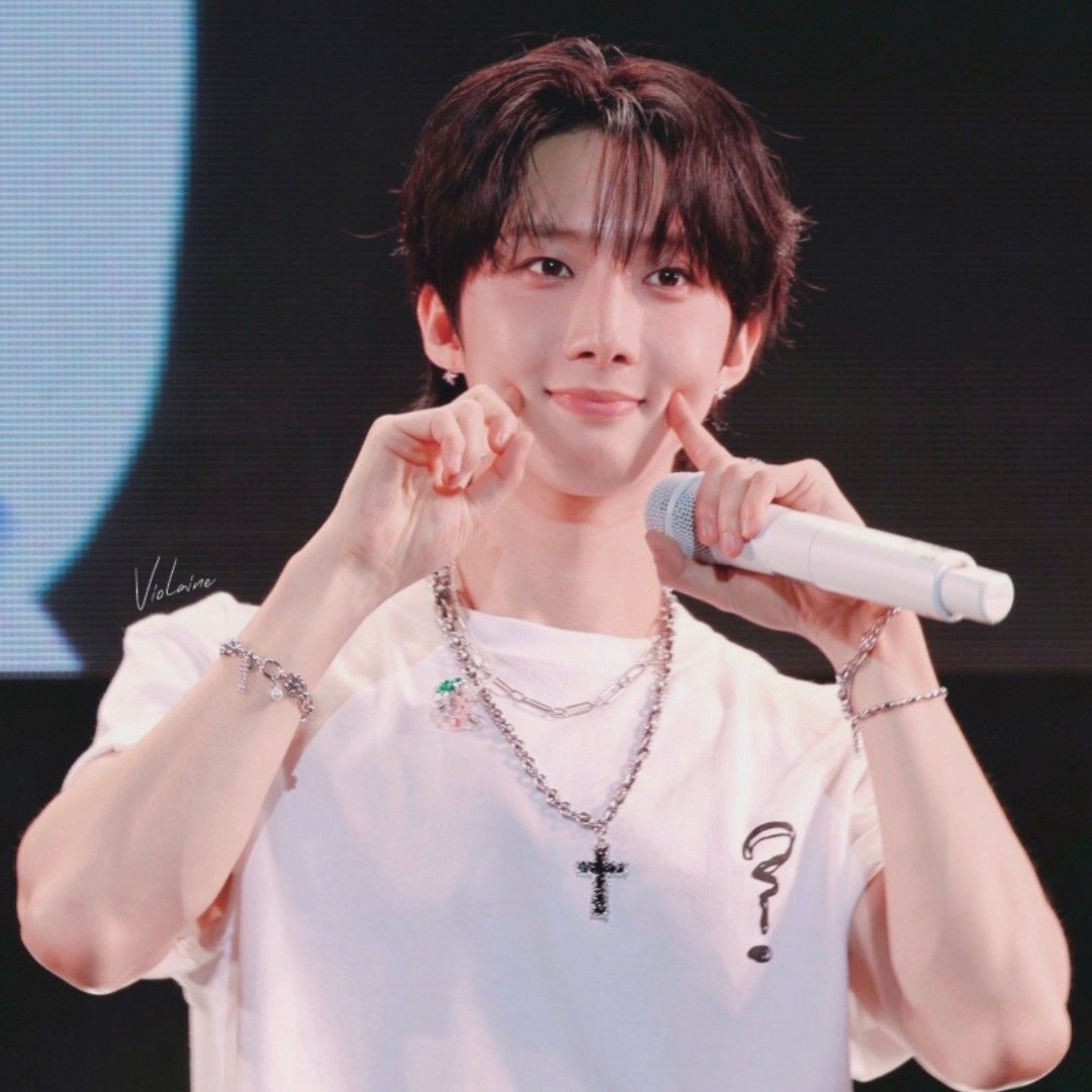 Latest photo of Hui (PENTAGON)