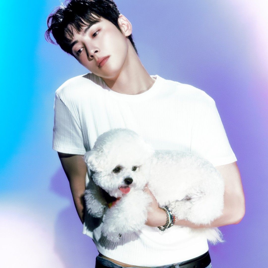 A moment captured by Eunwoo (ASTRO)'s fan