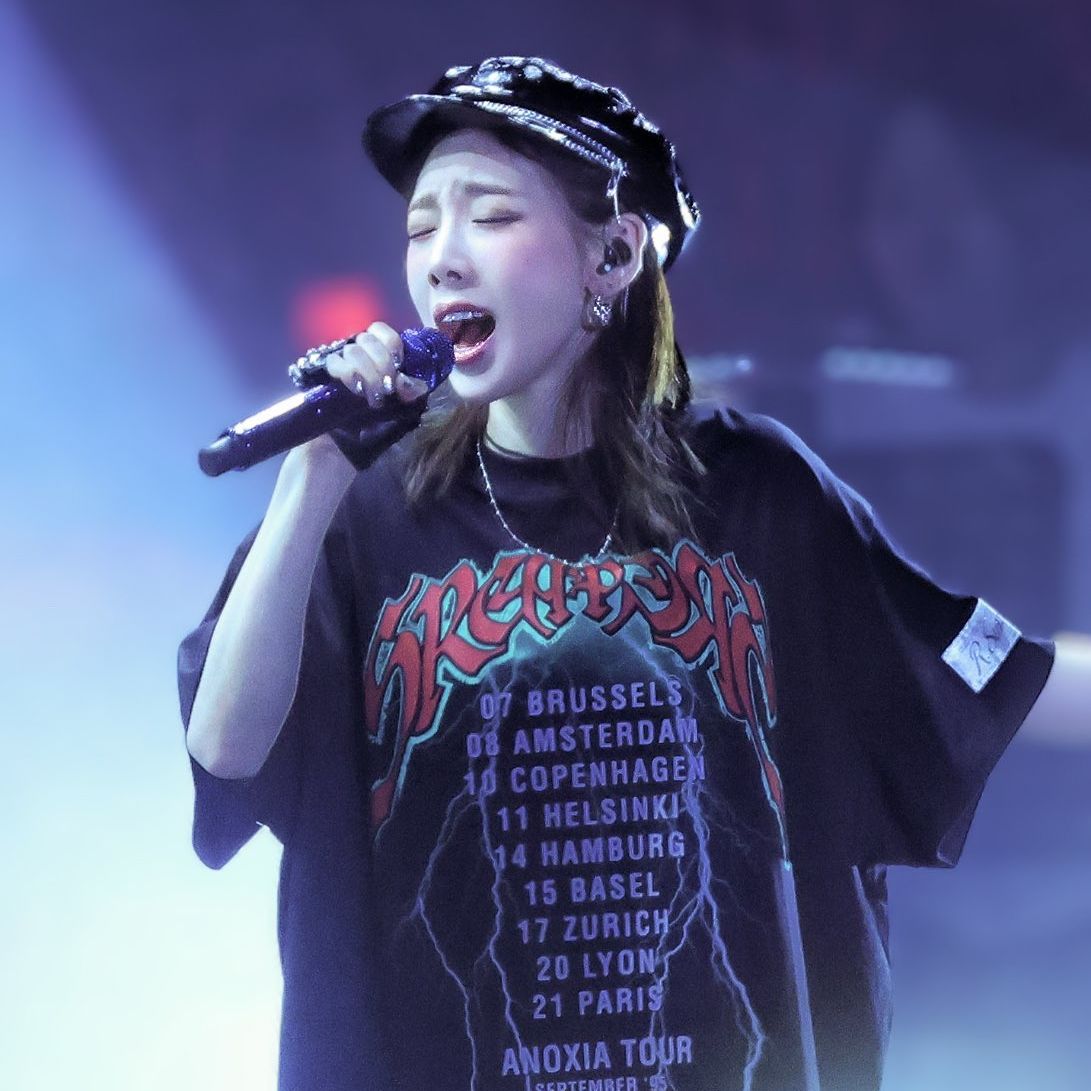 Latest photo of Taeyeon (Girls' Generation)