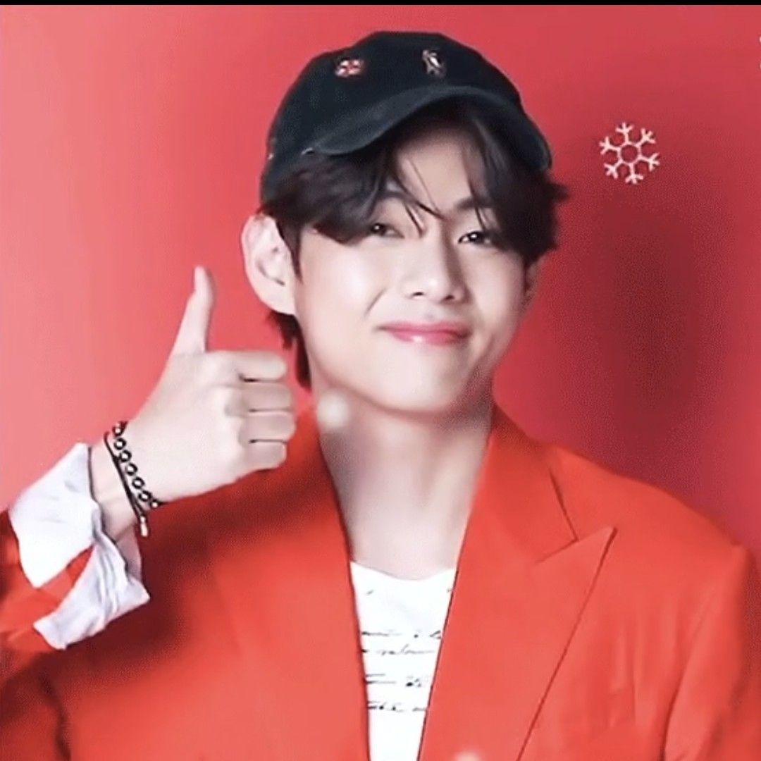 Recent activity shot of V (BTS)