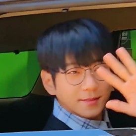 Foto terbaru Hwang Chiyeol