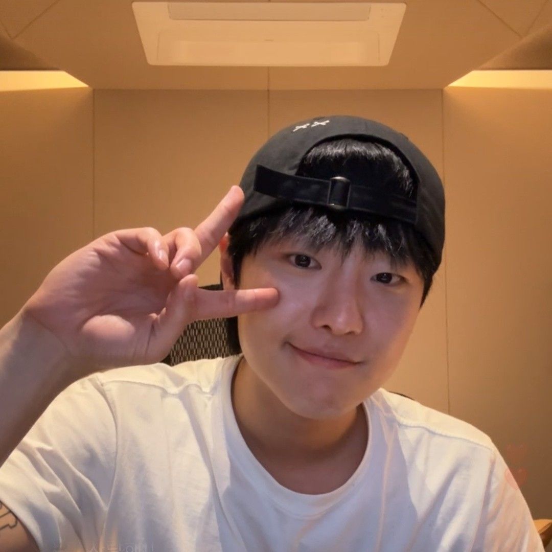 WOODZ의 최신 사진