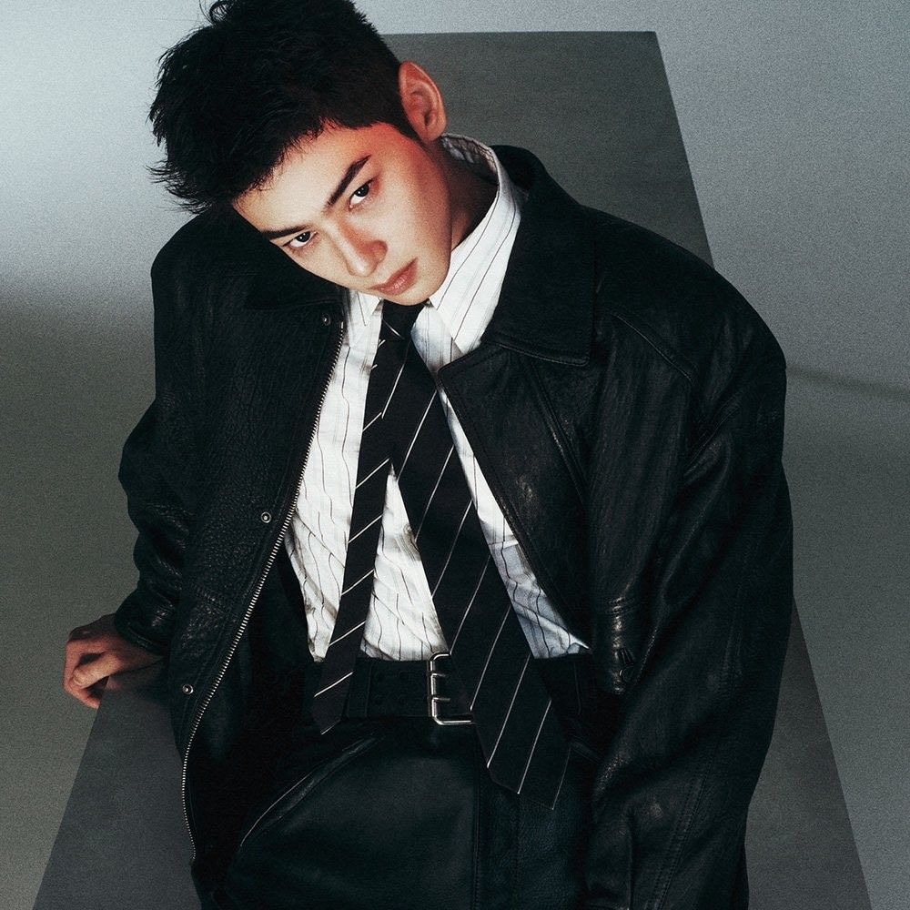 Latest photo of Eunwoo (ASTRO)