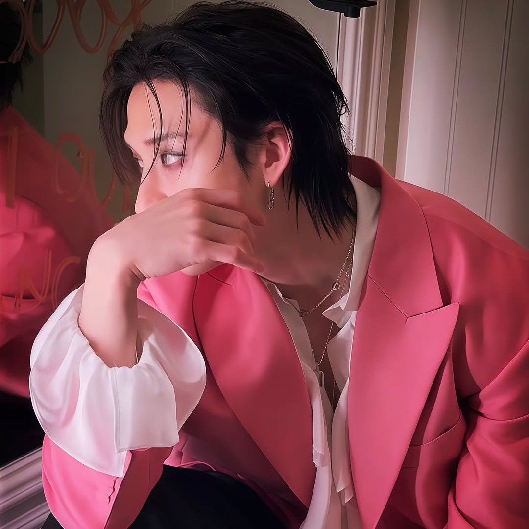 Latest photo of Bang Chan (Stray Kids)