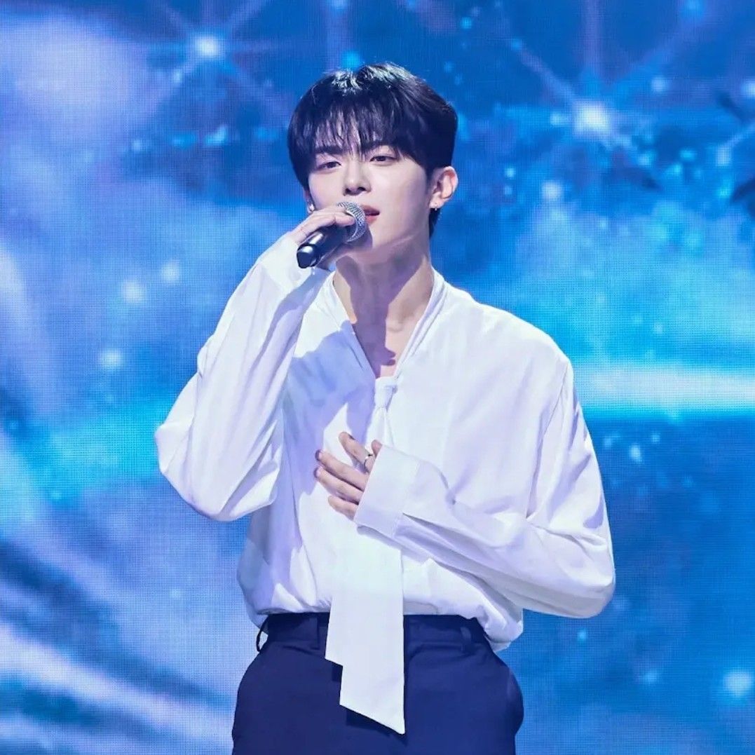 Latest photo of Kangmin (VERIVERY)