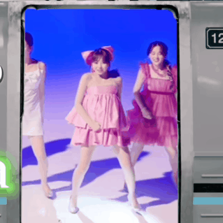 Mayuka (NiziU)的最新照片