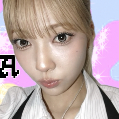 Latest photo of Mayuka (NiziU)