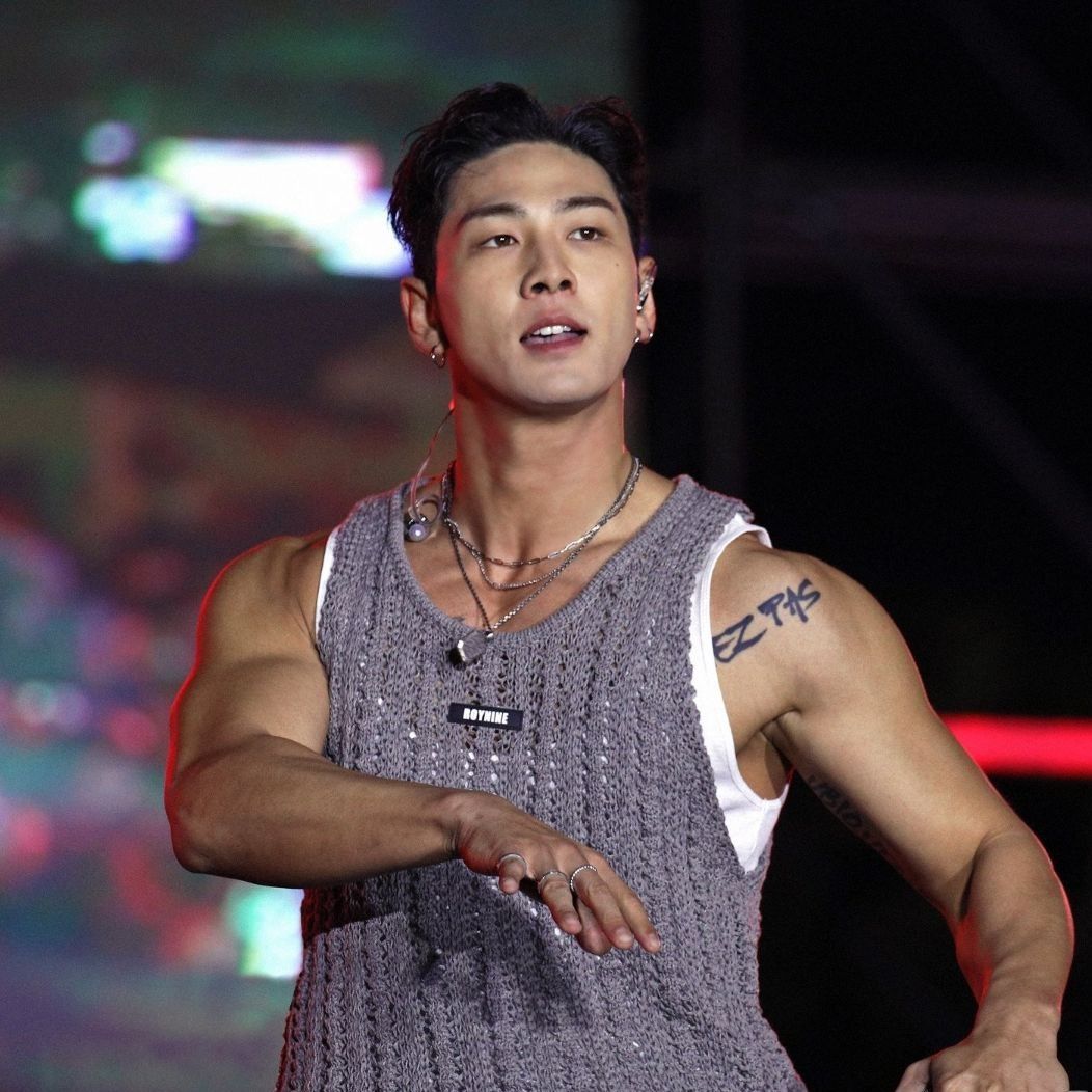 A moment captured by Baekho's fan