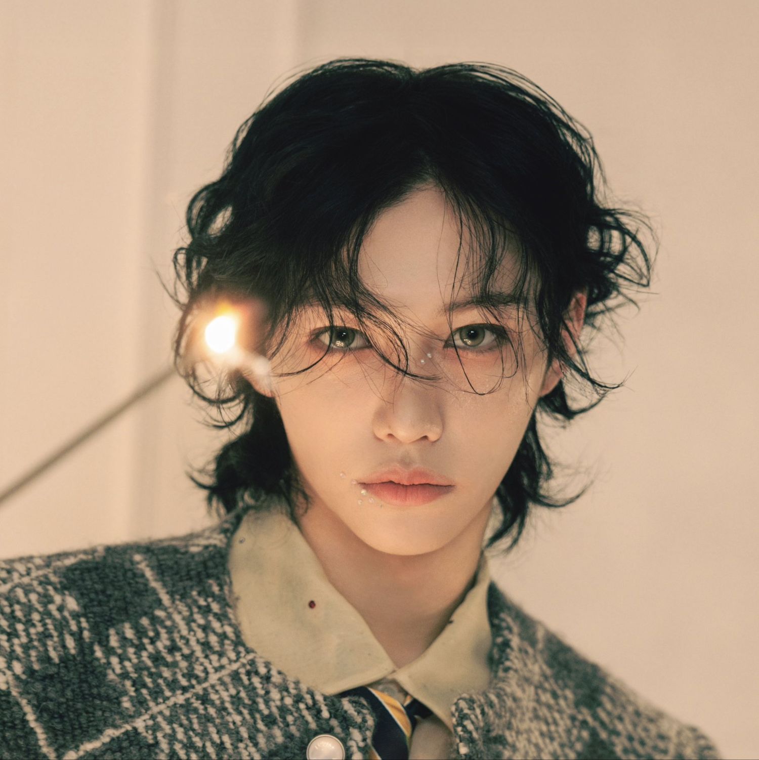 Recent activity shot of Felix (Stray Kids)