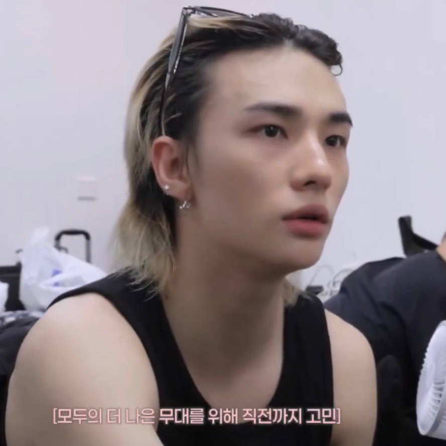 Latest photo of Hyunjin (Stray Kids)