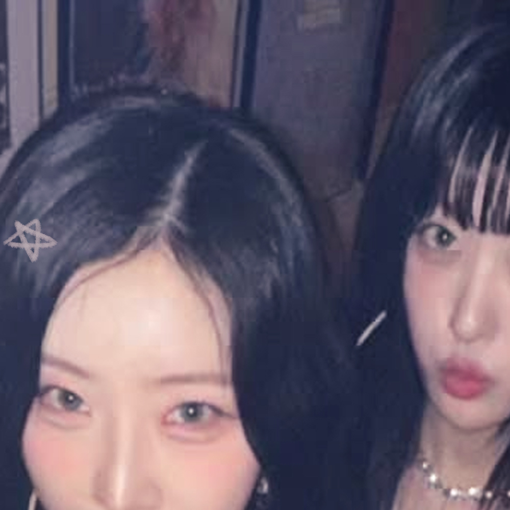 Behind-the-scenes cut of HaSeul (ARTMS)