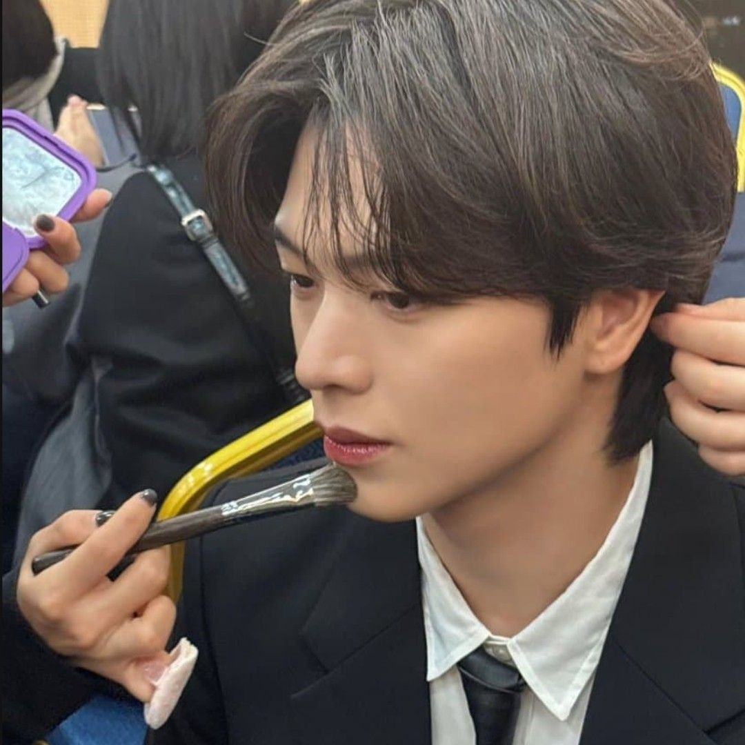 Recent activity shot of Yook Sungjae (BTOB)