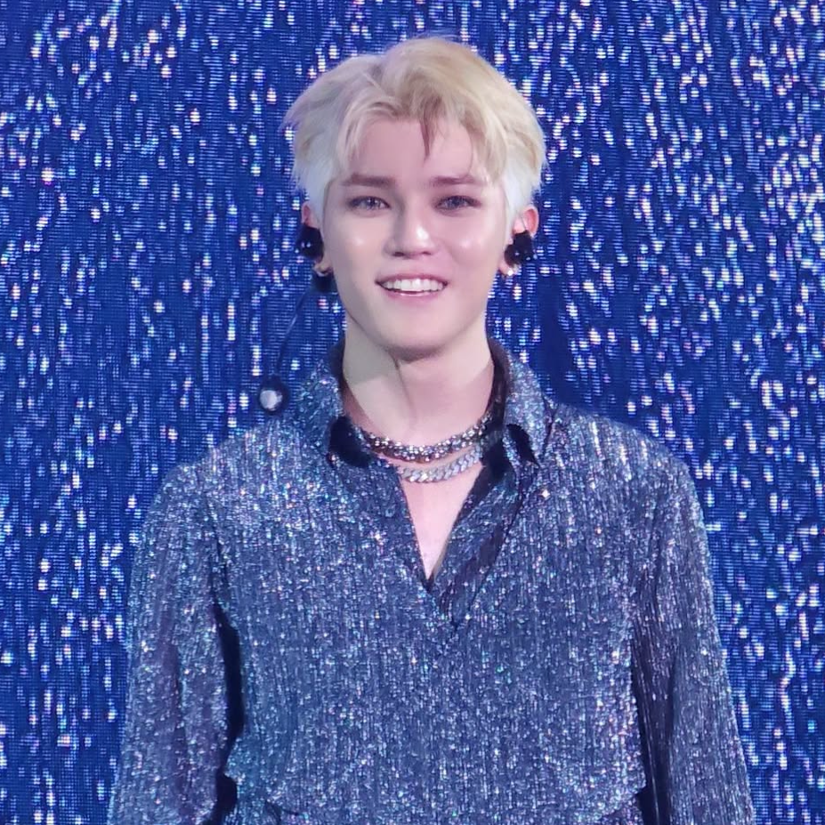 A moment captured by Taeyong (NCT 127)'s fan