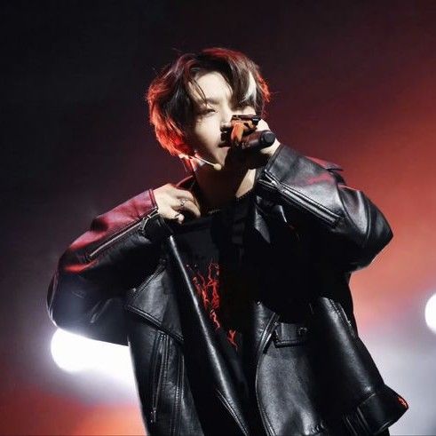 Behind-the-scenes cut of He Xinlong (ALPHA DRIVE ONE)