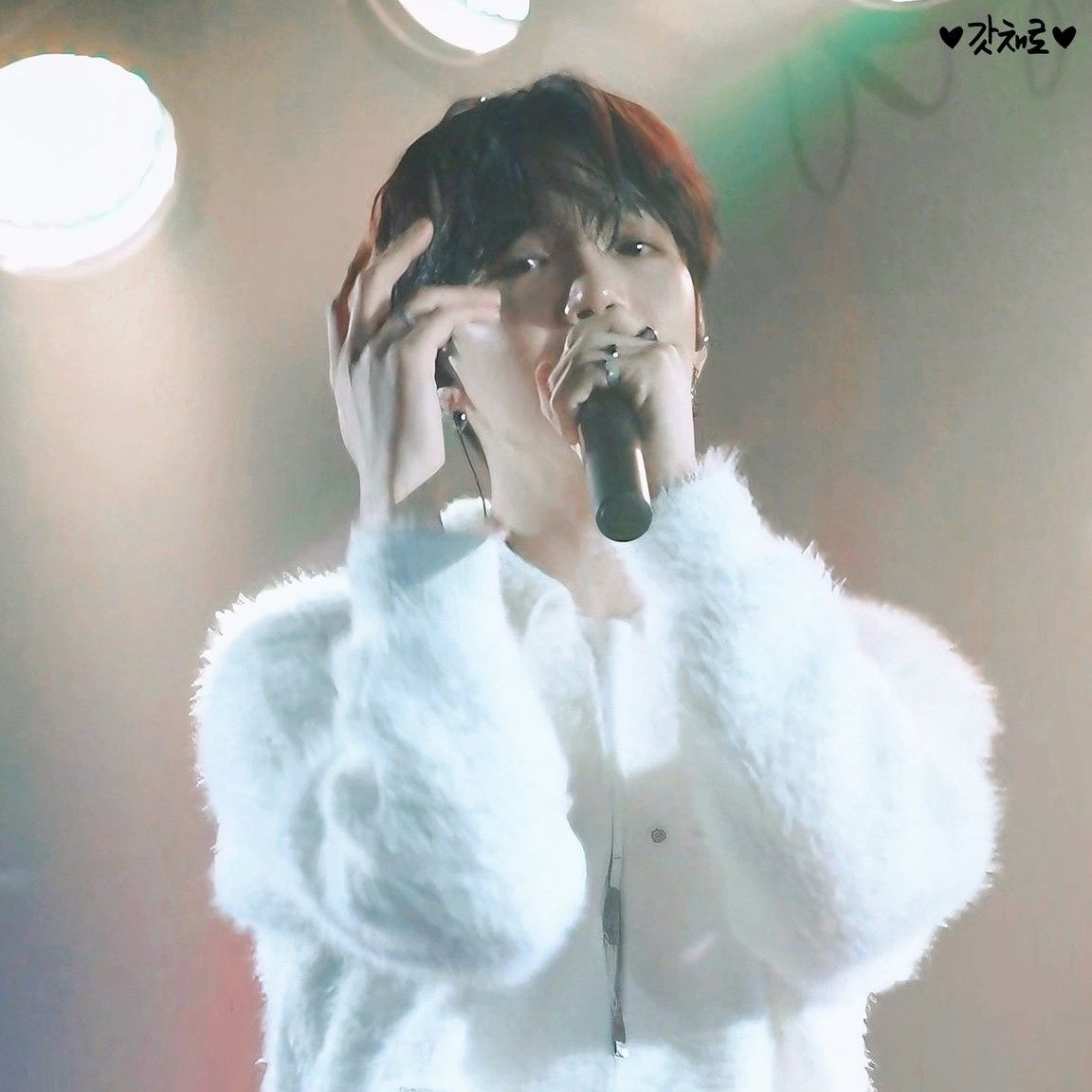 Behind-the-scenes cut of Lim Youngmin