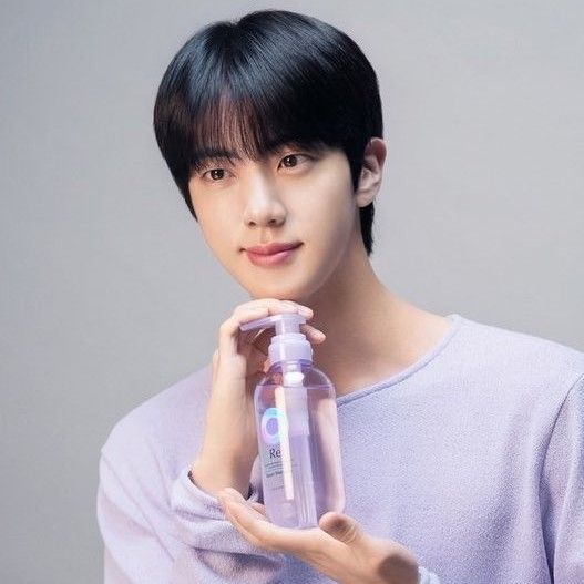 A moment captured by Jin (BTS)'s fan