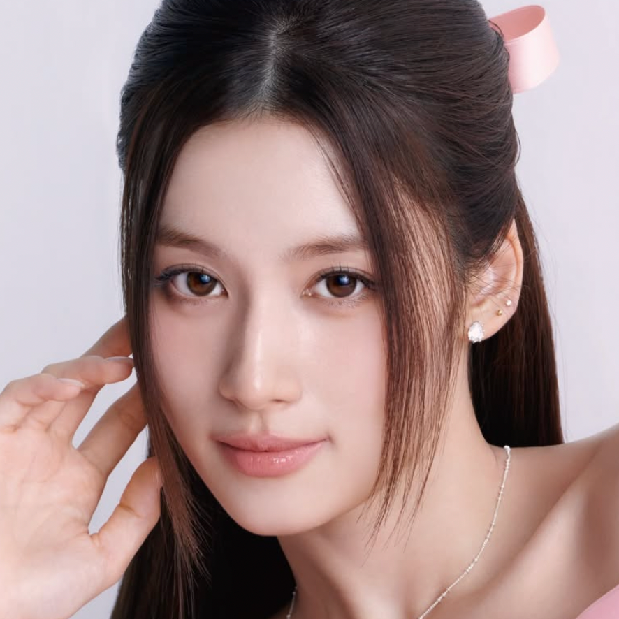 Sana (TWICE)的幕後花絮