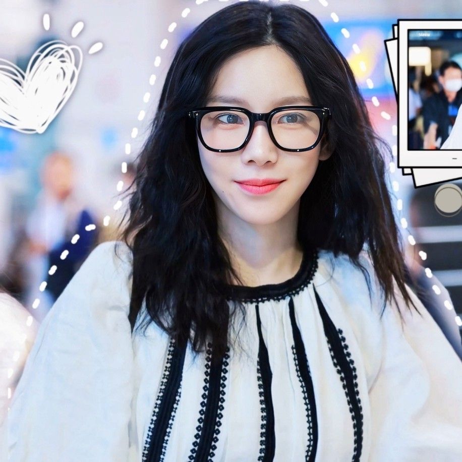 Latest photo of Taeyeon (Girls' Generation)