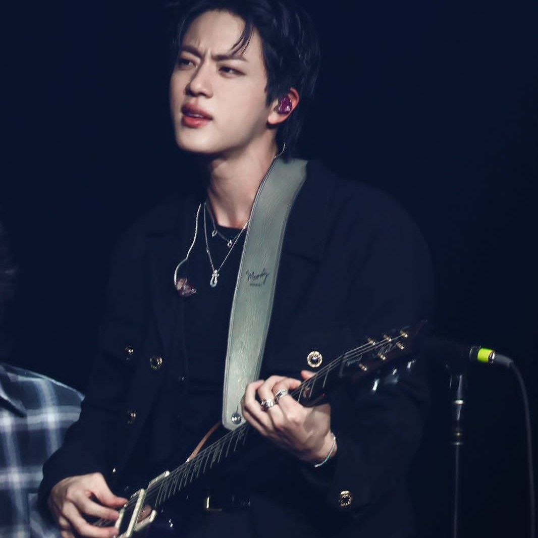 Jin (防弹少年团)粉丝拍下的瞬间