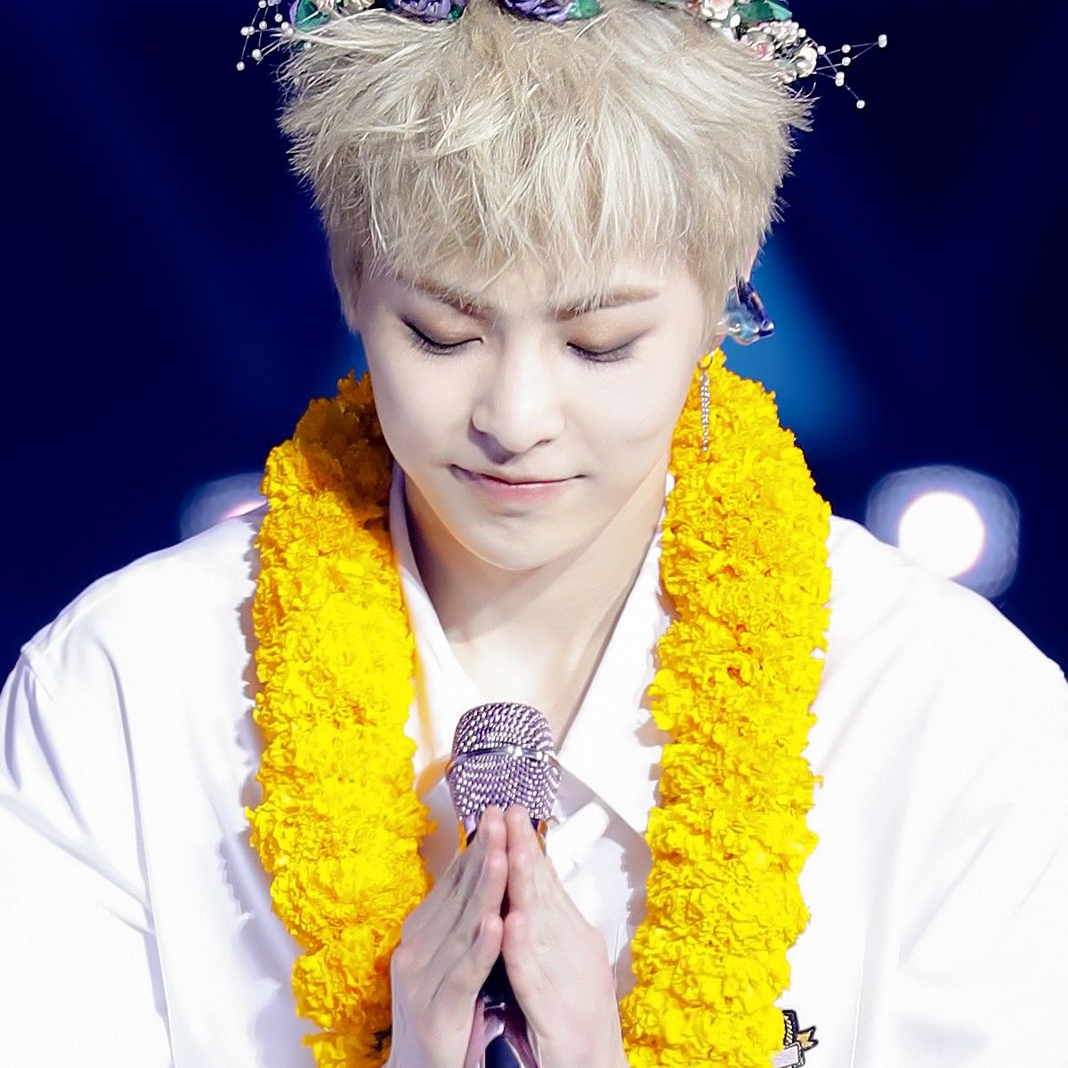 A moment captured by Xiumin (EXO)'s fan