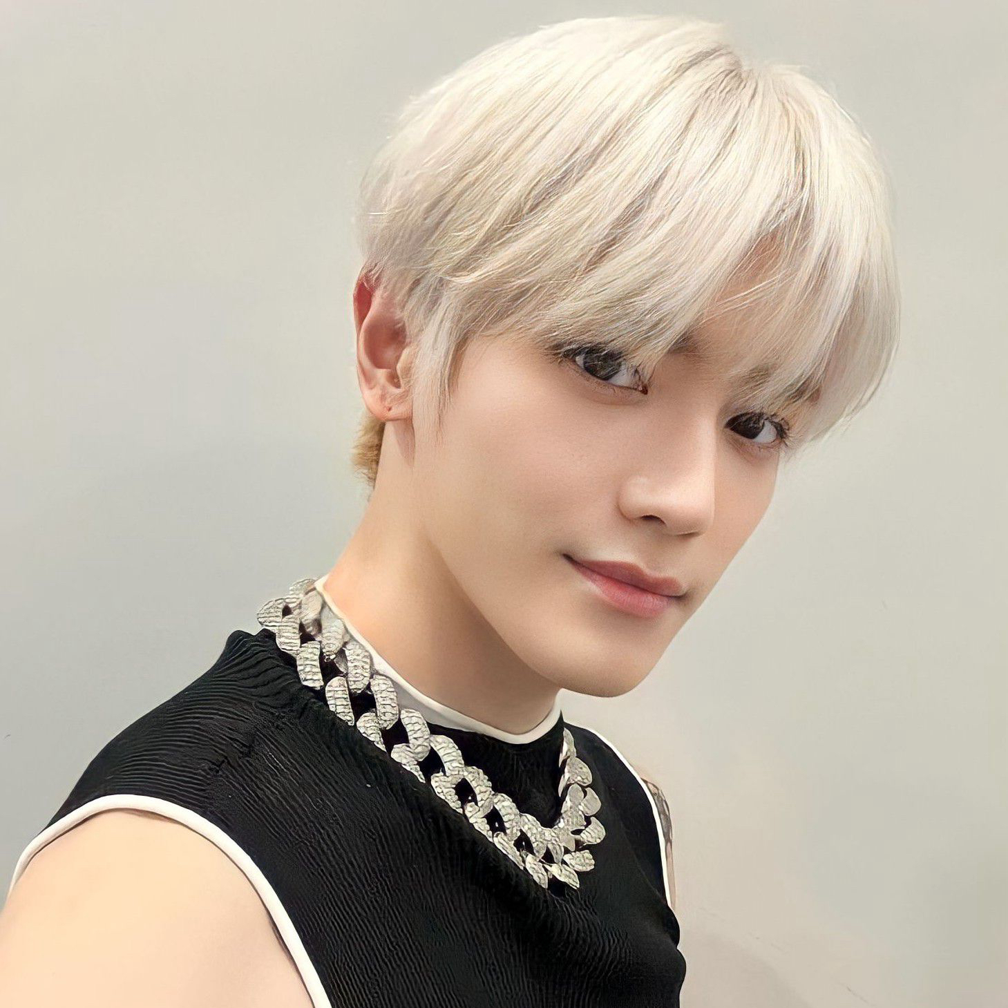 태용 (NCT 127)의 최신 사진